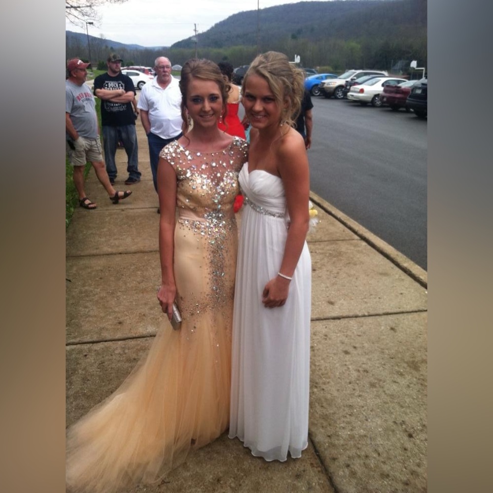 Yellow prom dress mermaid style worn 2x